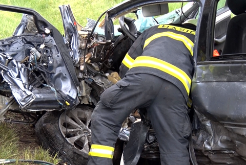 Čelná zrážka dvoch áut pri Tibave