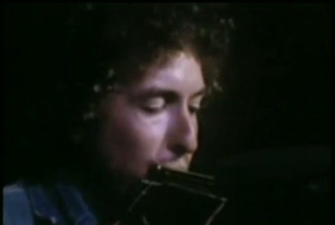 Bob Dylan: Blowin'In The Wind