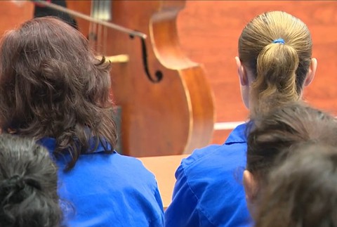 Vo väzniciach sa usporadúvajú divadlá.