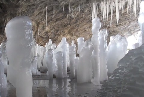 Nádherná slovenská jaskyňa Mažarná 