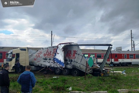 Zrážka vlaku s kamiónom v Prešove (4)