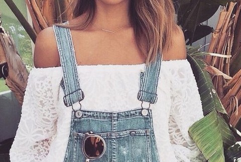 Džínsové šortky s trakmi