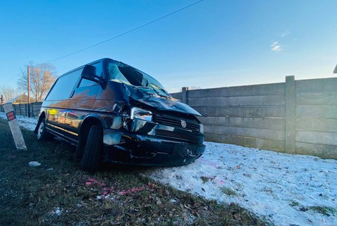 Nehoda pohrebné auto cyklista 