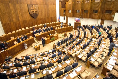 parlament NR SR celok balkón