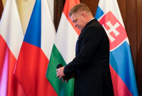 Summit premiérov V4 v Prahe (9) Robert Fico