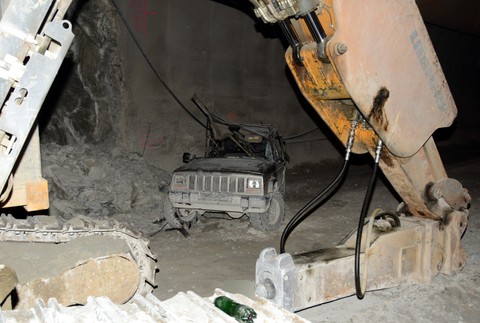 Višňové smrť bager 2