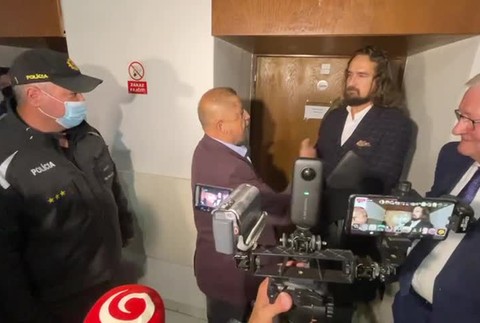 [multi] Štefan Harabin rúško II. 2616