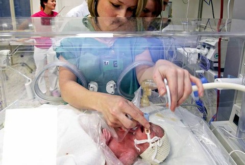 Česká republika pôrod narodenie pätorčatá 3