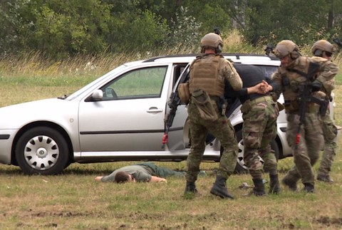 Sily pre špeciálne operácie museli pri zásahu zachraňovať politického poradcu