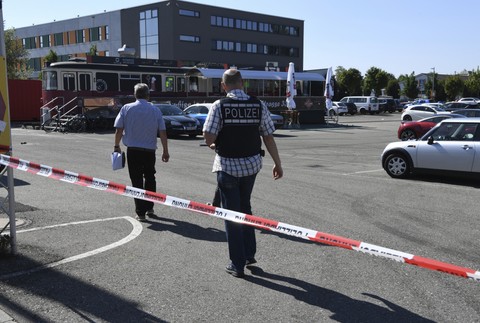 Nemecko streľba.jpg