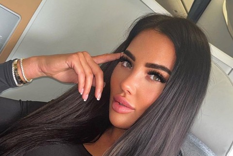 Yazmin Oukhellou