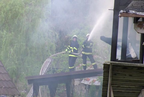 V neskolaudovanej ubytovni bývalo 30 ľudí. Pre požiar prišli o všetko