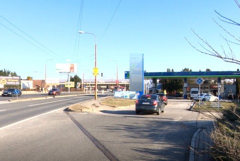 Na benzínke si kúpil zapaľovač a potom ju chcel podpáliť. Mladíkovi plán ale nevyšiel