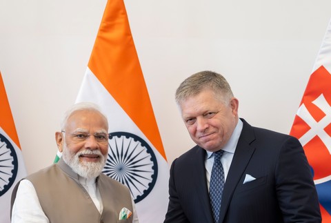 Premiér SR Robert Fico (Smer-SD) privítal na Bratislavskom hrade predsedu vlády Indie Nárendru Módího