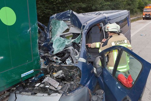 Havária mikrobusu v Nemecku, zomrela Slovenka