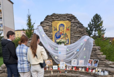 10042024_SR_rozlucka_dievcata_Stara_Ľubovna_nehoda_autobus_POX_3