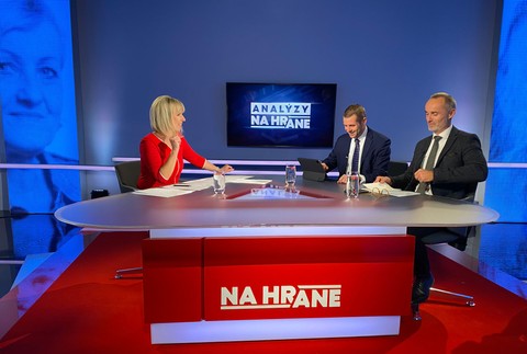 Analýzy Na hrane s Martinom Klusom a Tomášom Valáškom