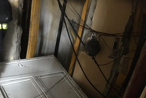 Zverejnili fotografie paneláka po tragédii