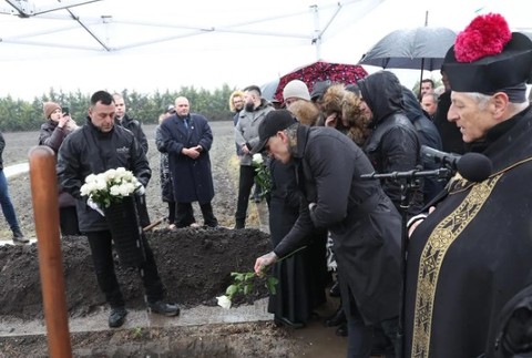 Posledná rozlúčka s Monikou Jákliovou - 2