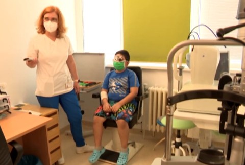 Asi 20% detskej populácie má krátkozrakosť.