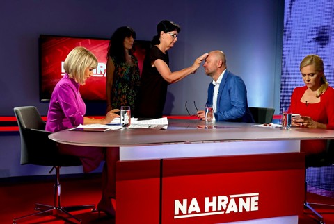 0c15b596-3b5c-46aa-8723-83ec5bfa5d74