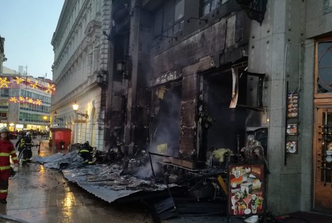 Požiar a vianočných trhoch v Bratislave 