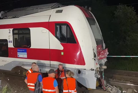 [multi] Vlaková nehoda pri Vrútkach 1344