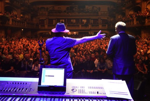 Kiska v Prahe na koncerte