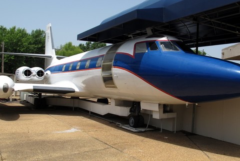 Elvis Presley - lietadlo Hount Dog II