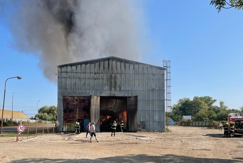 Požiar haly v Trebišove
