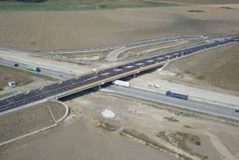 Križovatku Blatné otvoria o mesiac skôr. Pripravte sa ale na posledné obmedzenia38