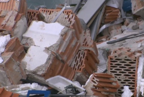 Košicami sa ozýval hlasitý výbuch. Dvaja páchatelia vyhodili do vzduchu bankomat