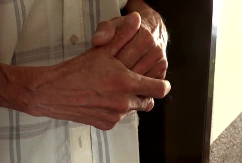 [multi] Mladík okradol staršieho muža 2775