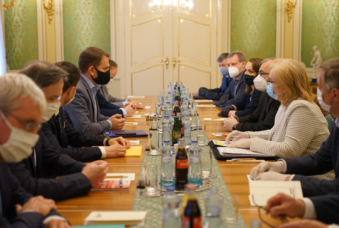 Stretnutie Igora Matoviča s predstaviteľmi odborárov 