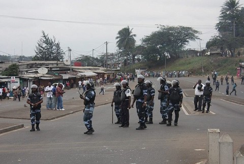Gabon, útok