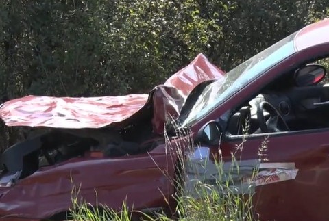 Problematické zdemolované auto