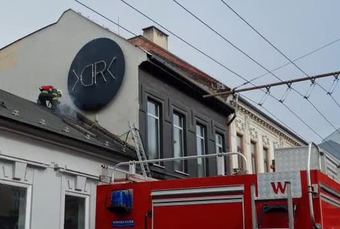 [multi] poziar v bratislave 10332