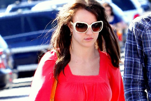 Britney Spears červené tričko