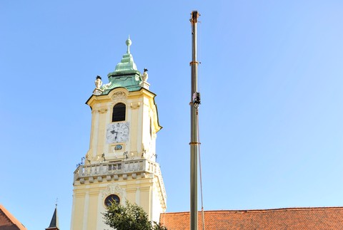 Vianočný stromček na Hlavnom námestí 2