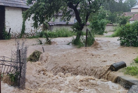 Záplavy v obci Beluj (2)