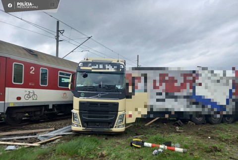 Zrážka vlaku s kamiónom v Prešove (5)