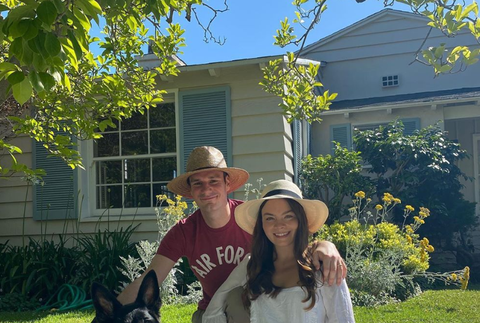 Cooper Hefner s manželkou