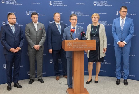 Bratislava energetika projet Phoenix memorandum podpis (2)