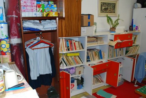 vnutro izbicka materska skolka, vykradnuta