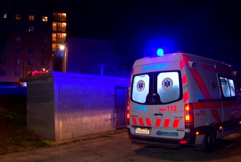 [multi] KN požiar bytovky Bánovce 471