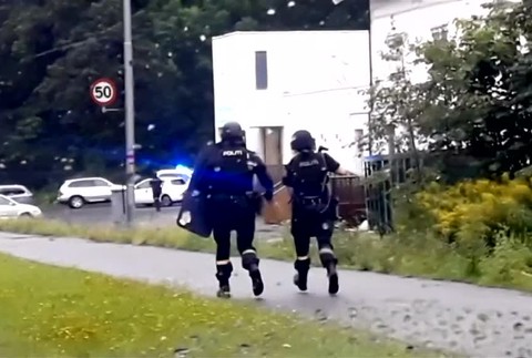 [multi] Útok v mešite v Norsku 529