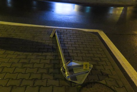 Opitý vodič po nehode ušiel, zabudol si ale evidenčné číslo