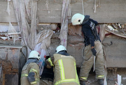 Ničivé zemetrasenie v Turecku a Grécku 