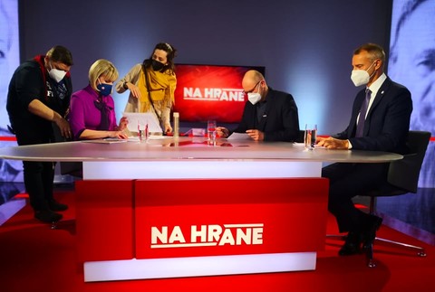 Pred vysielaním Na Hrane s Richardom Rašim a Richardom Sulíkom
