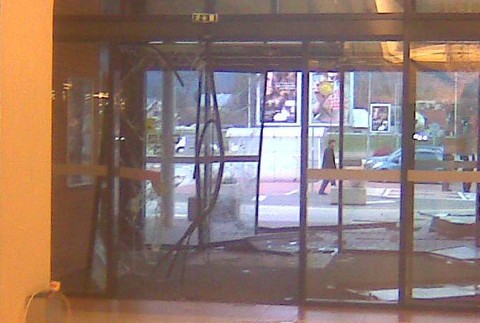 Vytrhnutý bankomat v Martine